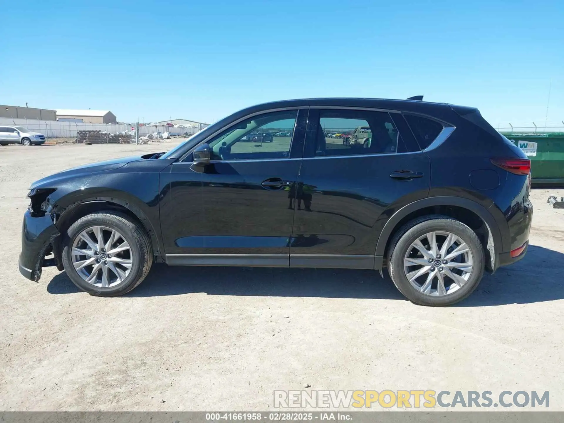 15 fotografías del automóvil dañado JM3KFBDMXL0763316 MAZDA CX-5 2020