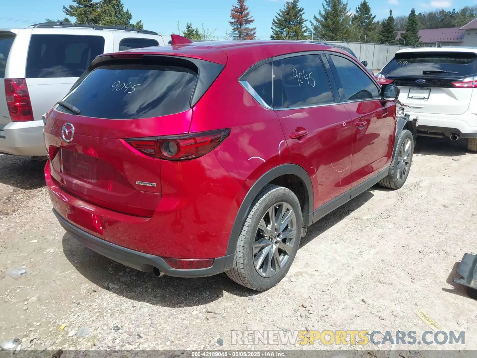 4 fotografías del automóvil dañado JM3KFBEY6L0738401 MAZDA CX-5 2020