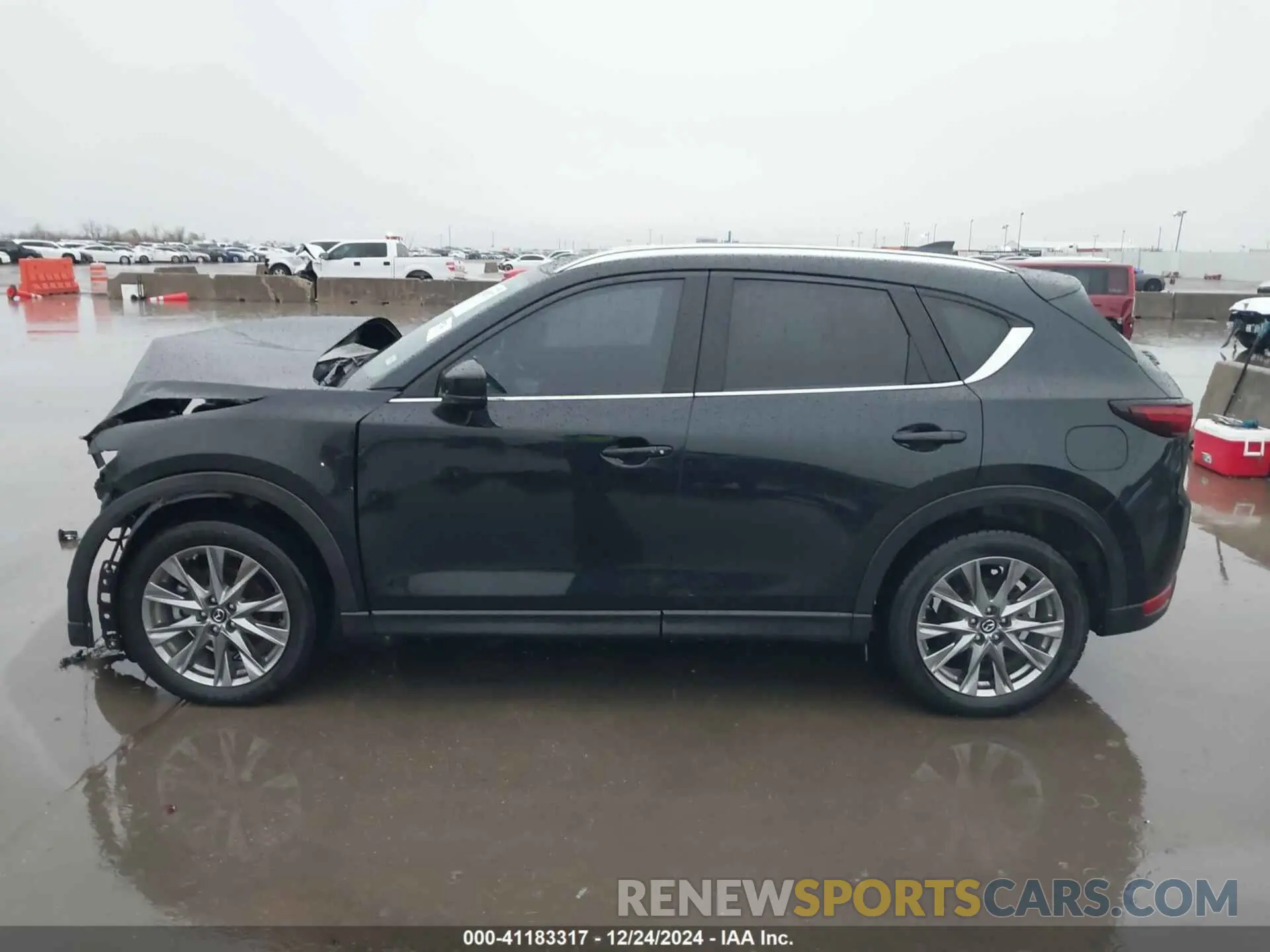 15 fotografías del automóvil dañado JM3KFBEY7L0842220 MAZDA CX-5 2020