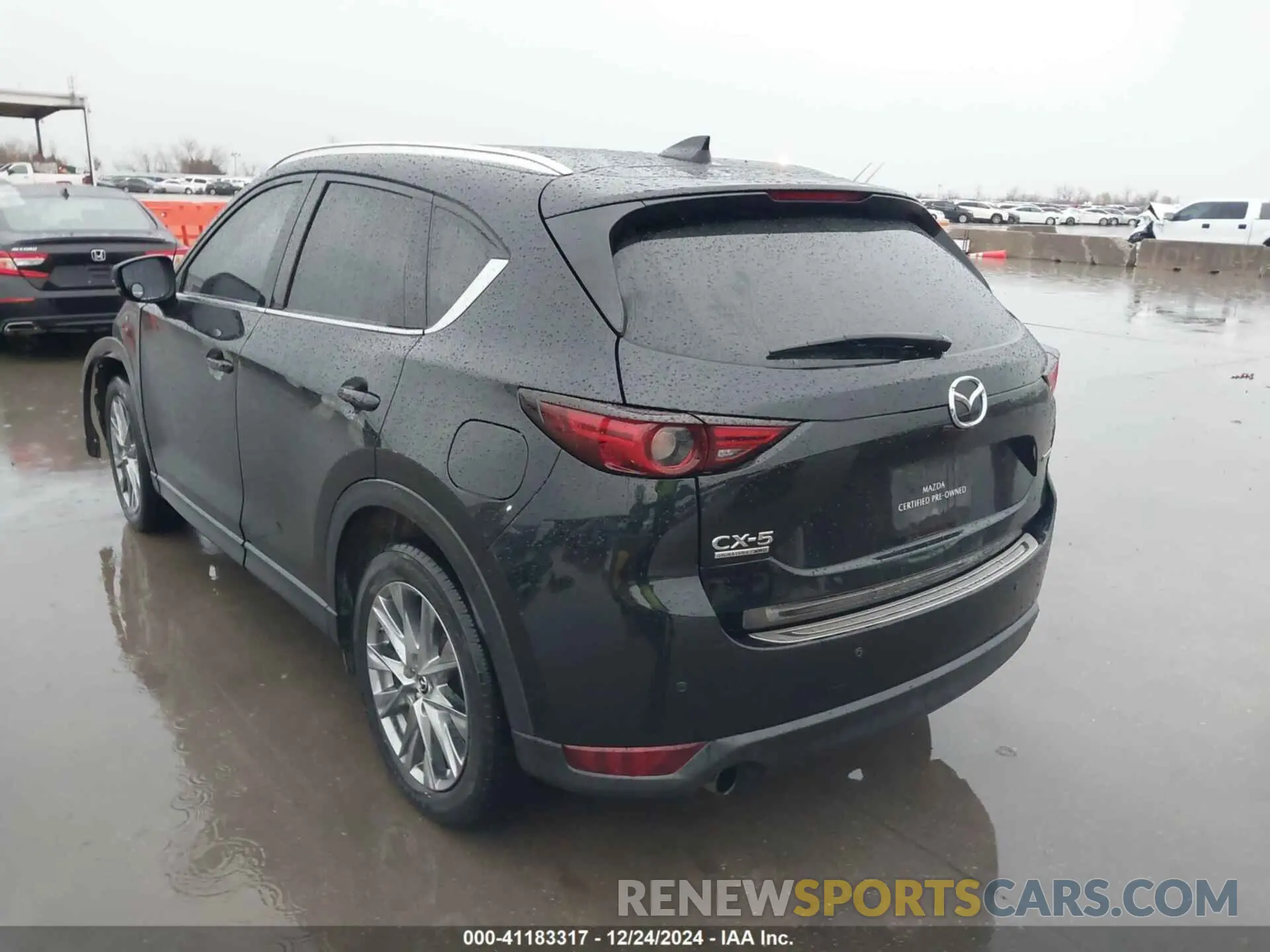 3 fotografías del automóvil dañado JM3KFBEY7L0842220 MAZDA CX-5 2020