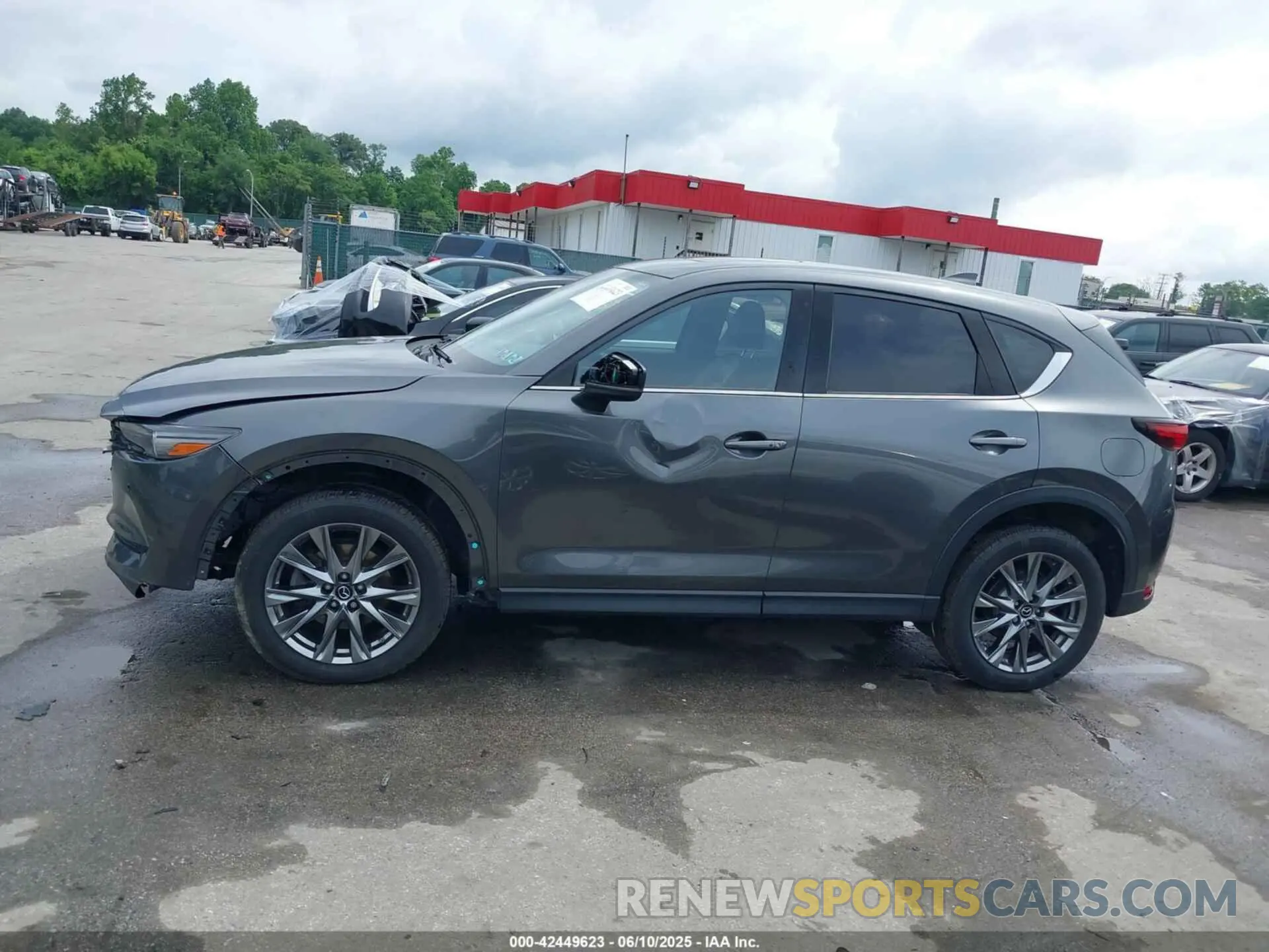 14 fotografías del automóvil dañado JM3KFBEY8L0822963 MAZDA CX-5 2020