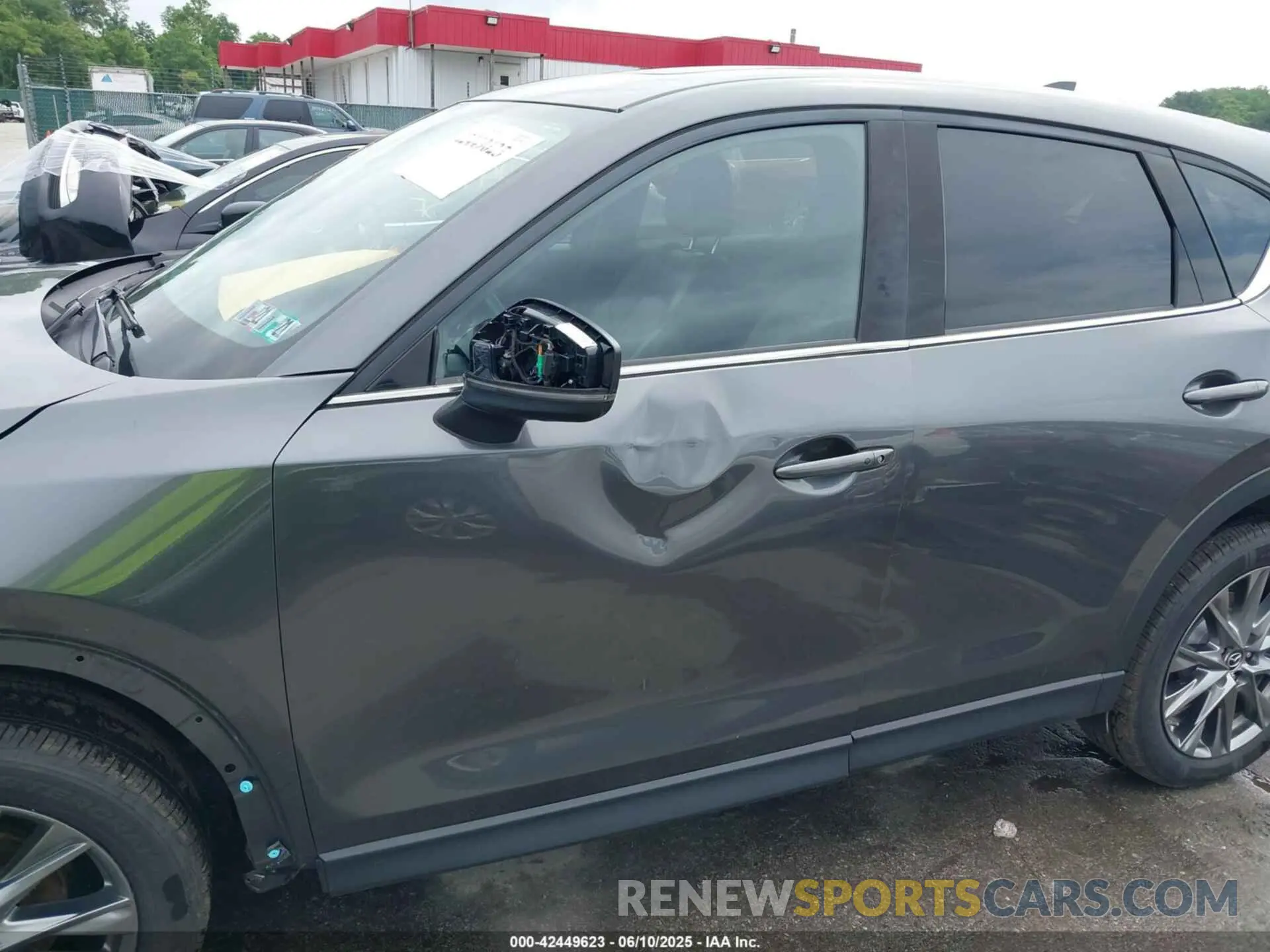17 fotografías del automóvil dañado JM3KFBEY8L0822963 MAZDA CX-5 2020