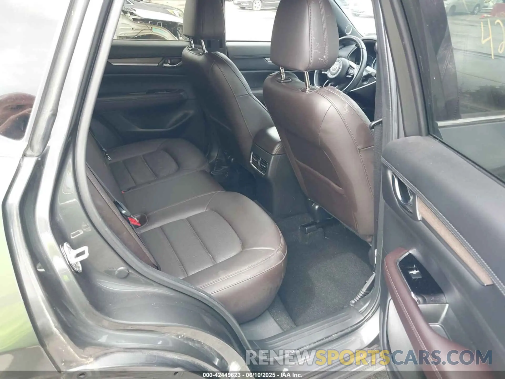 8 fotografías del automóvil dañado JM3KFBEY8L0822963 MAZDA CX-5 2020