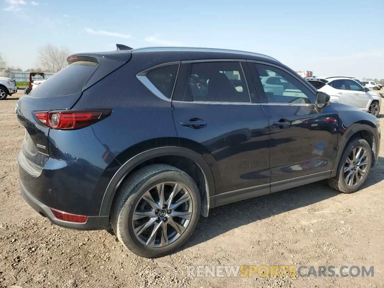 3 fotografías del automóvil dañado JM3KFBEY9L0760022 MAZDA CX-5 2020