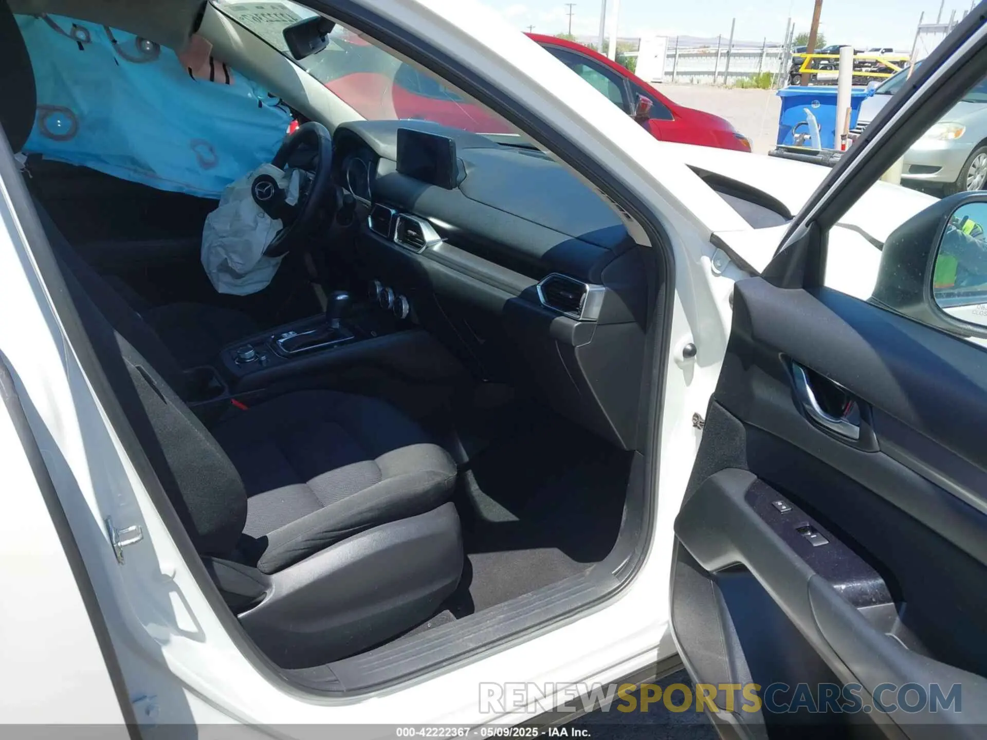 5 fotografías del automóvil dañado JM3KFABM2M1311384 MAZDA CX-5 2021