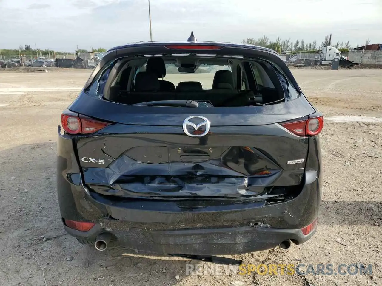 6 fotografías del automóvil dañado JM3KFABM9M0301909 MAZDA CX-5 2021