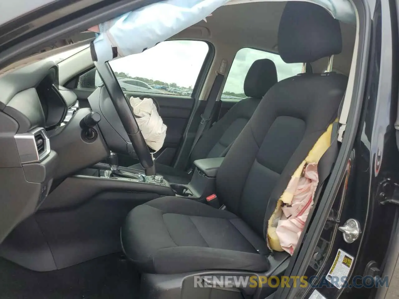 7 fotografías del automóvil dañado JM3KFABM9M0301909 MAZDA CX-5 2021