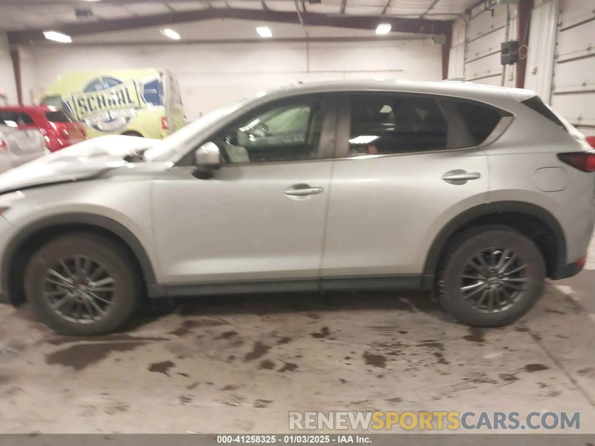 14 fotografías del automóvil dañado JM3KFACM0M0331234 MAZDA CX-5 2021