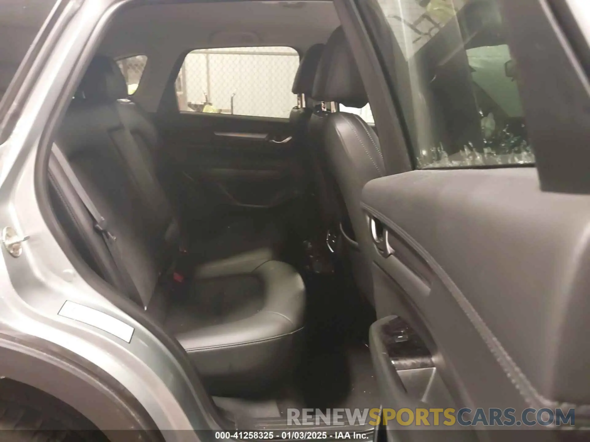 8 fotografías del automóvil dañado JM3KFACM0M0331234 MAZDA CX-5 2021