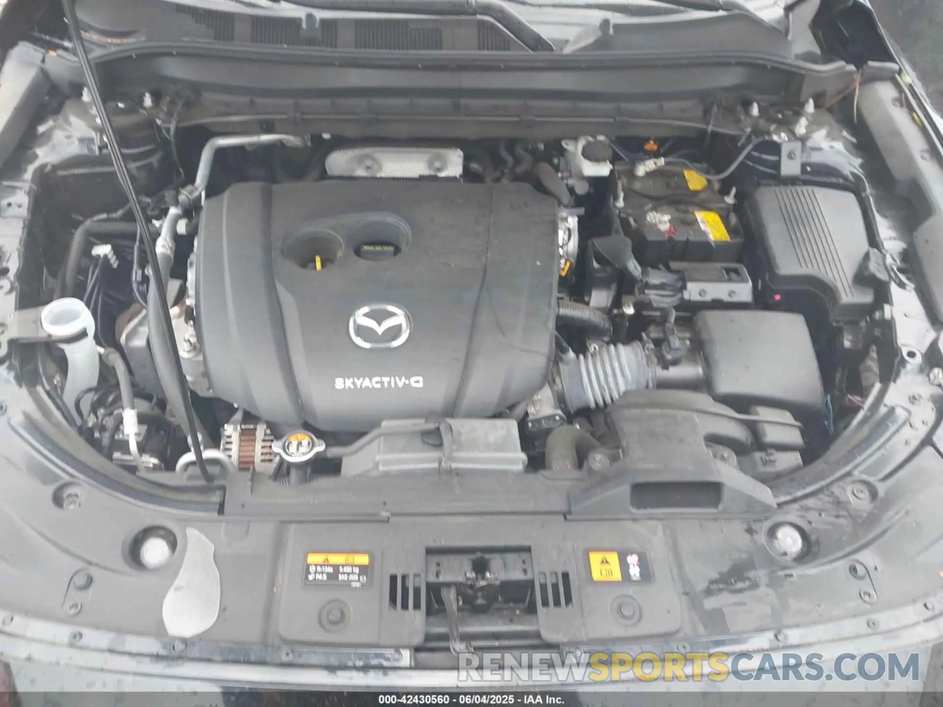 10 fotografías del automóvil dañado JM3KFACM0M0444391 MAZDA CX-5 2021