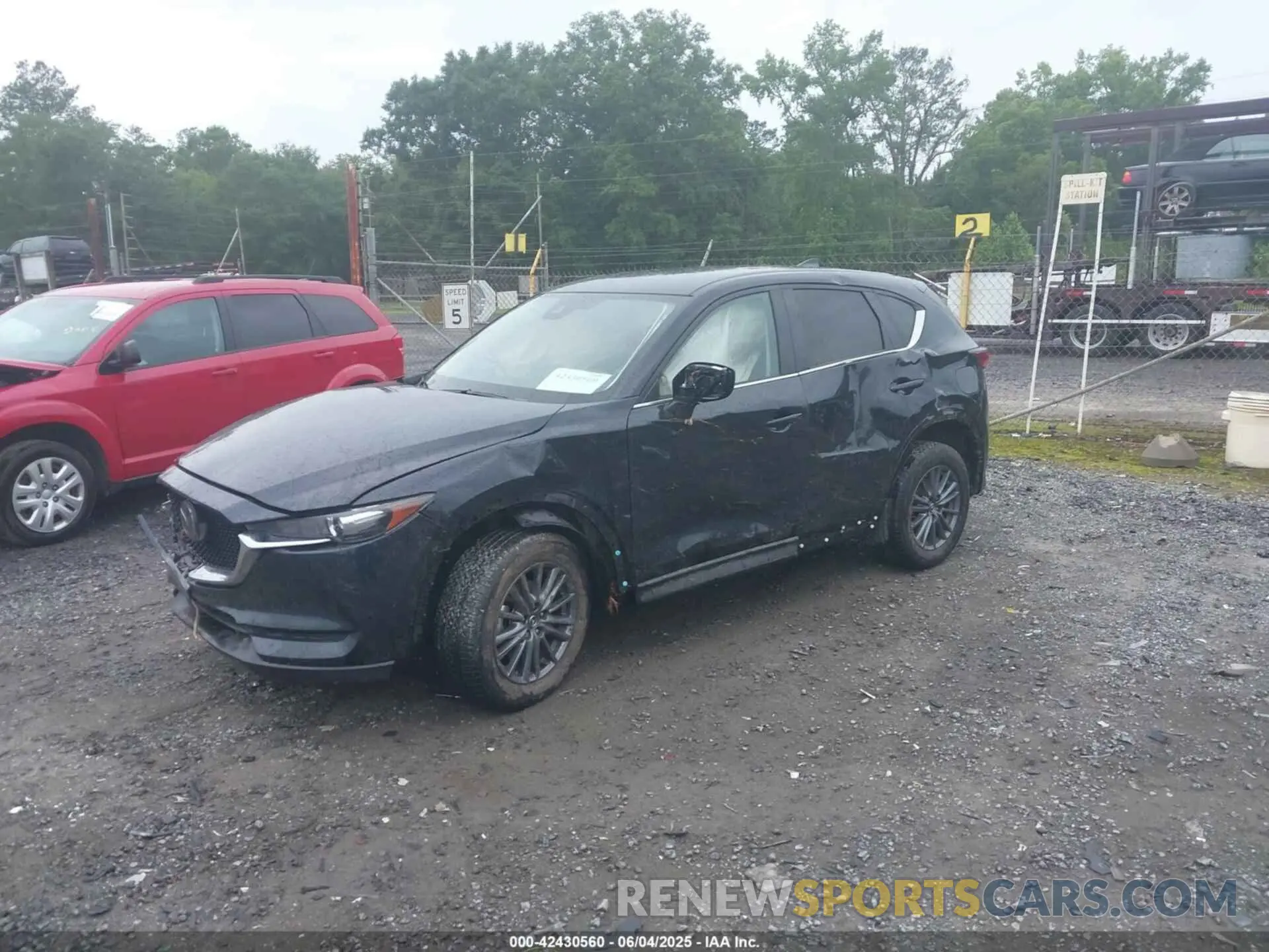 2 fotografías del automóvil dañado JM3KFACM0M0444391 MAZDA CX-5 2021