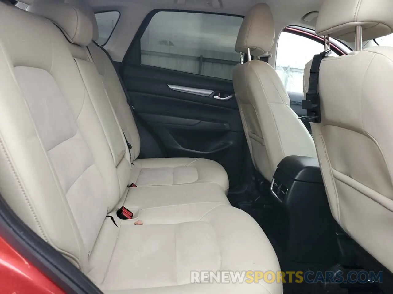 11 fotografías del automóvil dañado JM3KFACM1M0304981 MAZDA CX-5 2021