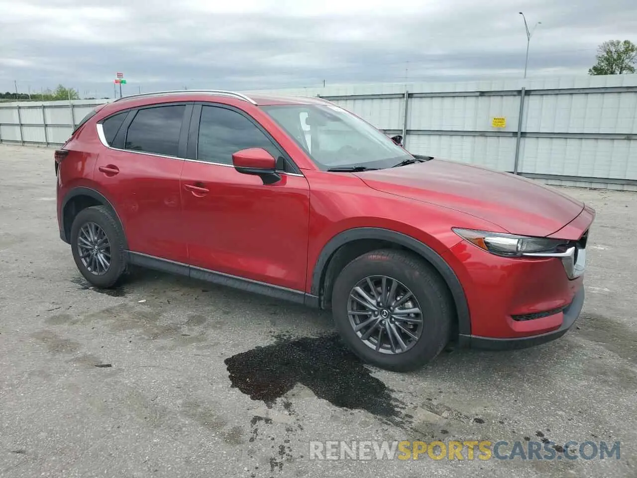 4 fotografías del automóvil dañado JM3KFACM1M0304981 MAZDA CX-5 2021