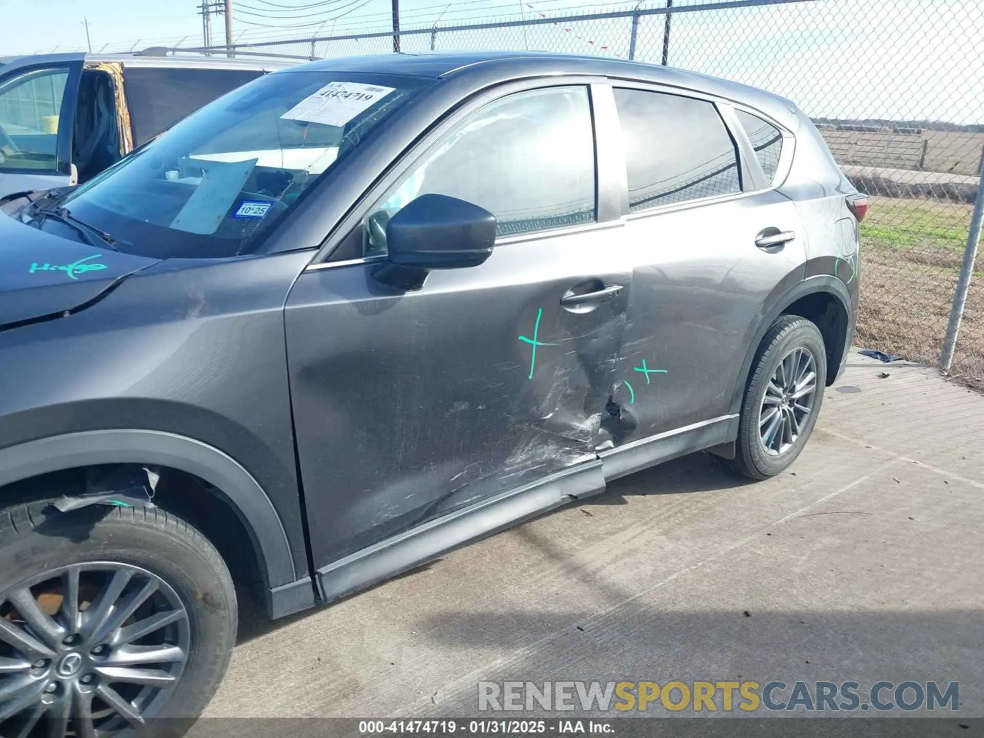 17 fotografías del automóvil dañado JM3KFACM1M0363481 MAZDA CX-5 2021