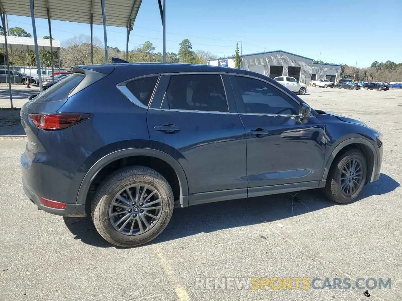 3 fotografías del automóvil dañado JM3KFACM1M0442455 MAZDA CX-5 2021