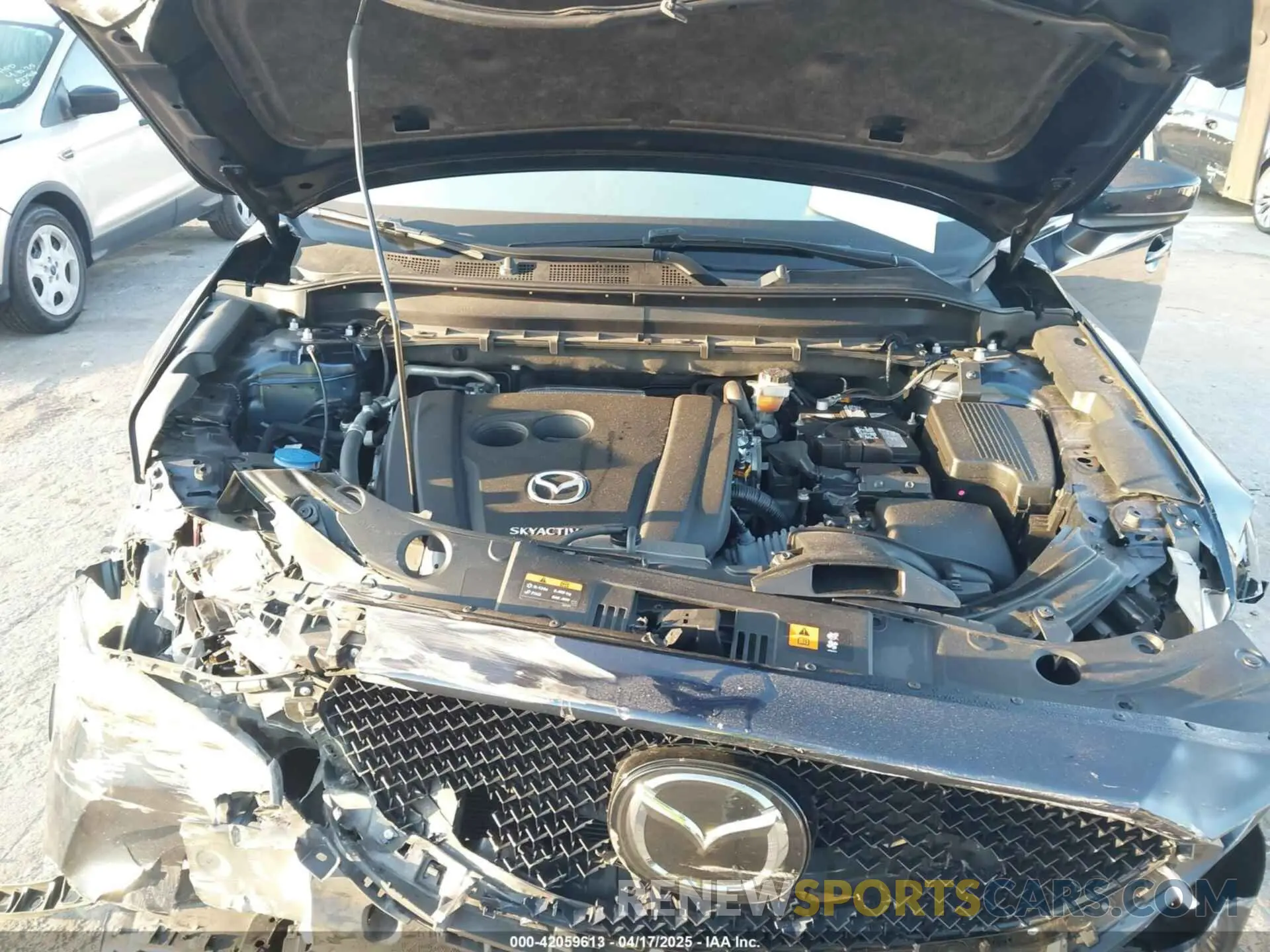 10 fotografías del automóvil dañado JM3KFACM2M0450340 MAZDA CX-5 2021