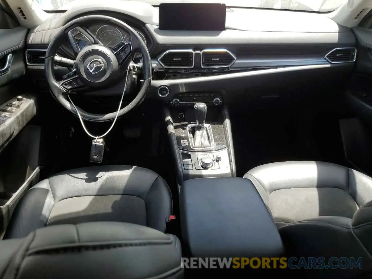 8 fotografías del automóvil dañado JM3KFACM4M0341183 MAZDA CX-5 2021