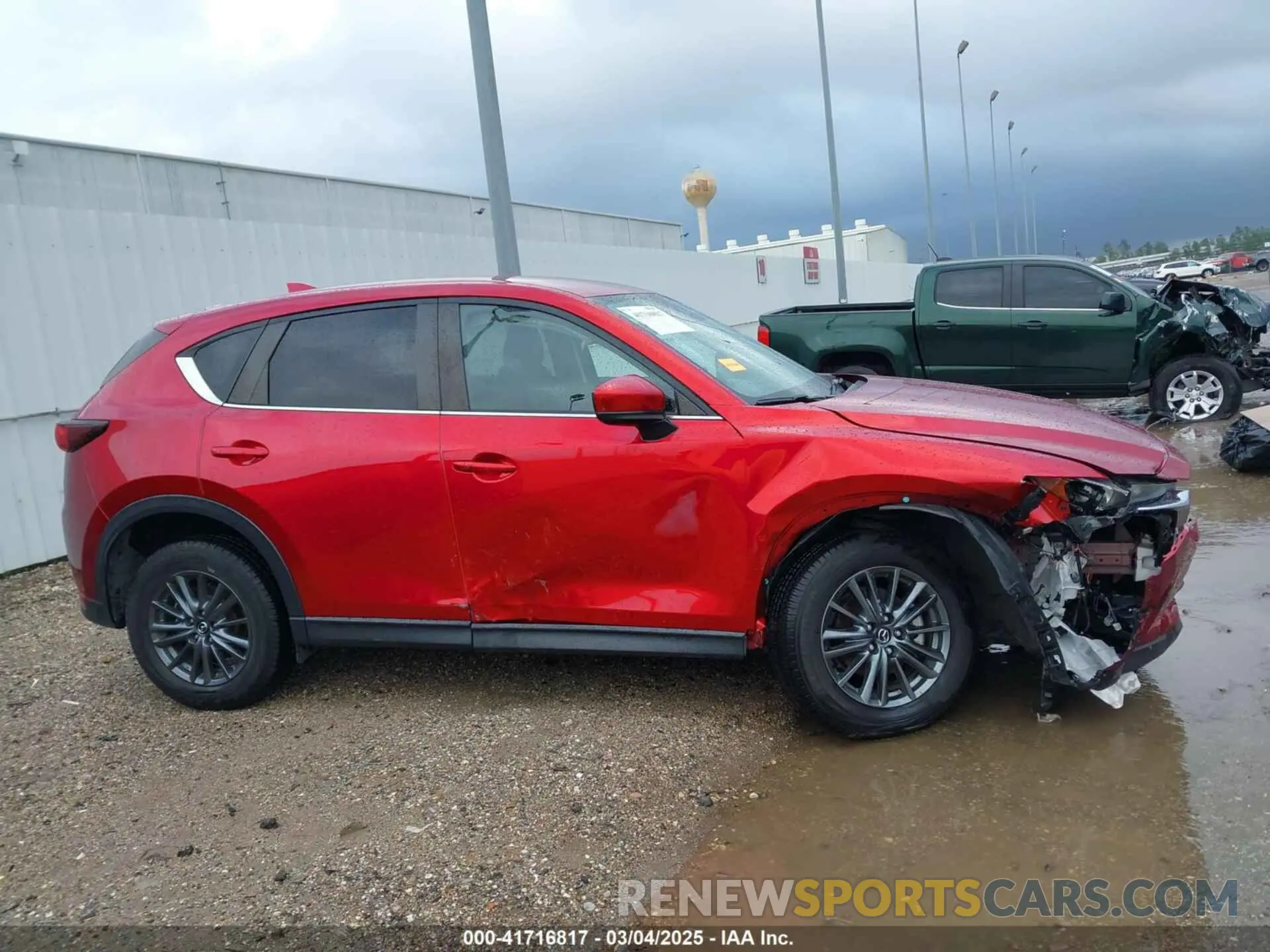 13 fotografías del automóvil dañado JM3KFACM4M0382834 MAZDA CX-5 2021