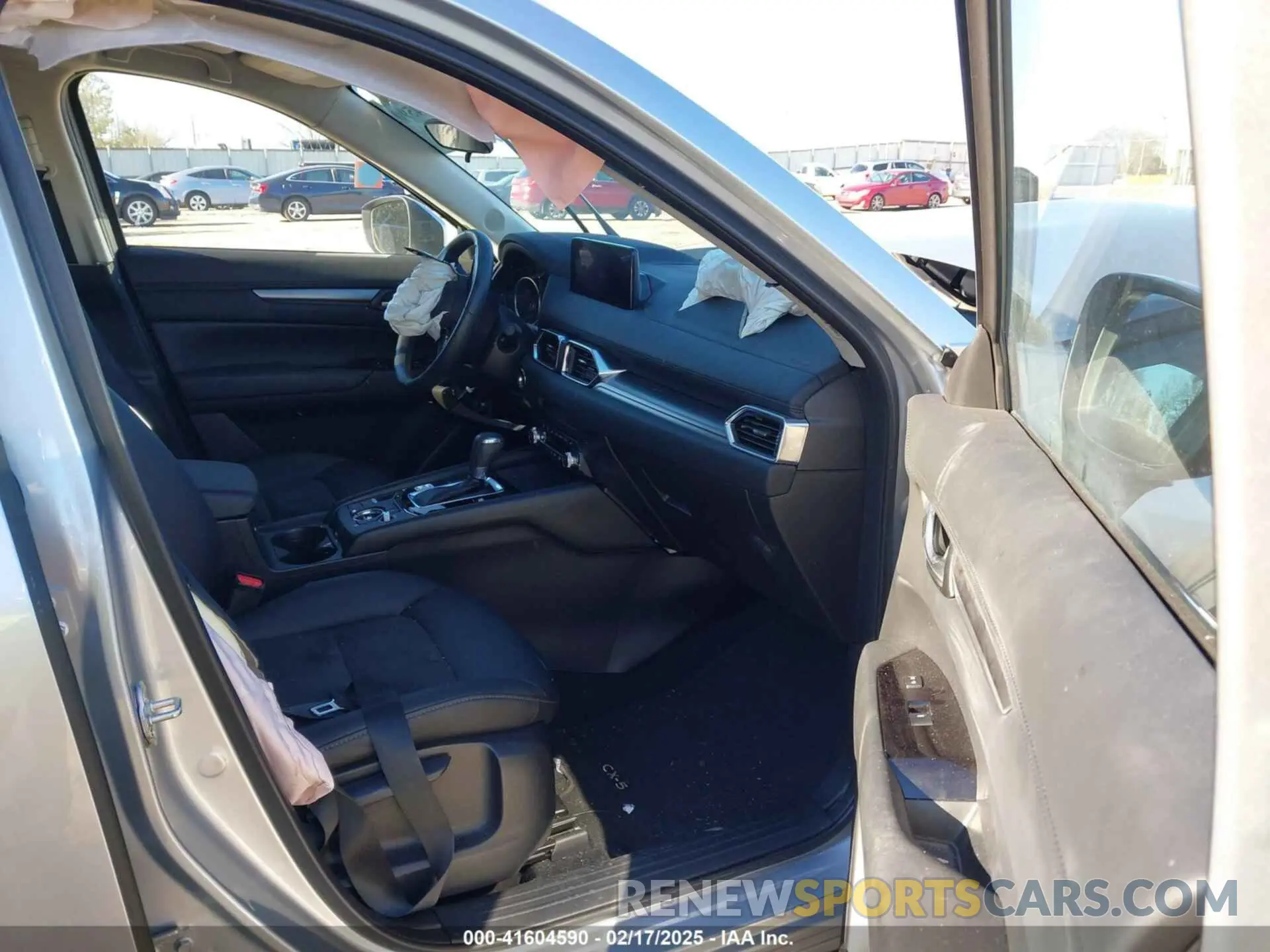 5 fotografías del automóvil dañado JM3KFACM4M0408445 MAZDA CX-5 2021