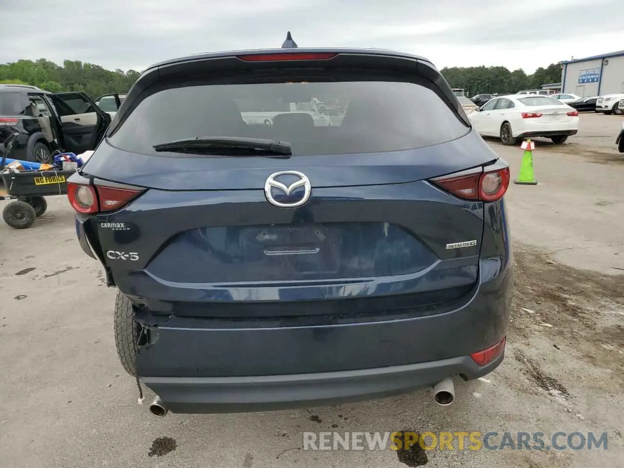 6 fotografías del automóvil dañado JM3KFACM5M0449327 MAZDA CX-5 2021