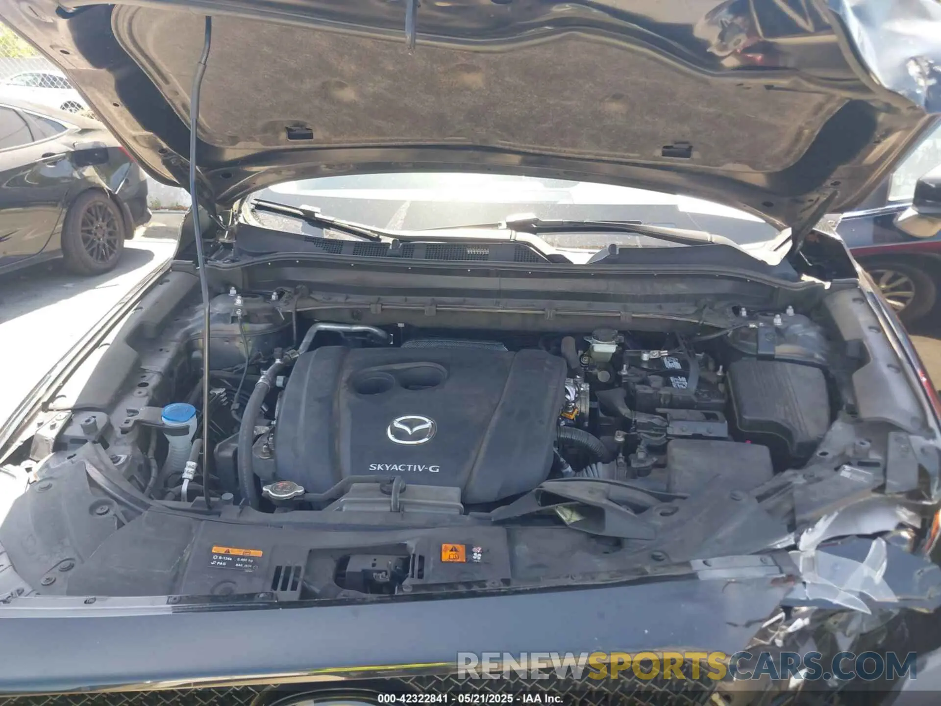 10 fotografías del automóvil dañado JM3KFACM6M0350192 MAZDA CX-5 2021