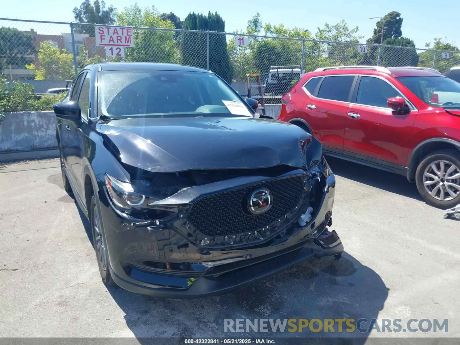 12 fotografías del automóvil dañado JM3KFACM6M0350192 MAZDA CX-5 2021