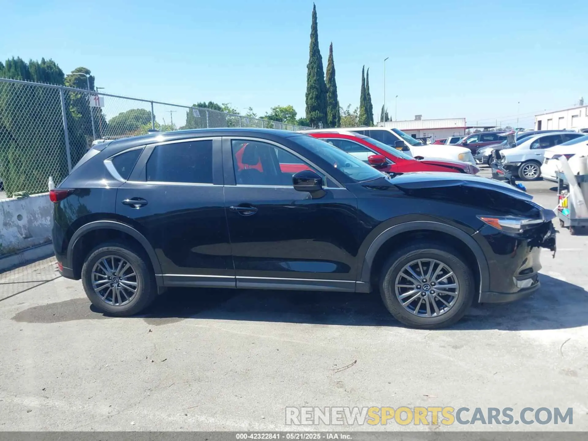 13 fotografías del automóvil dañado JM3KFACM6M0350192 MAZDA CX-5 2021