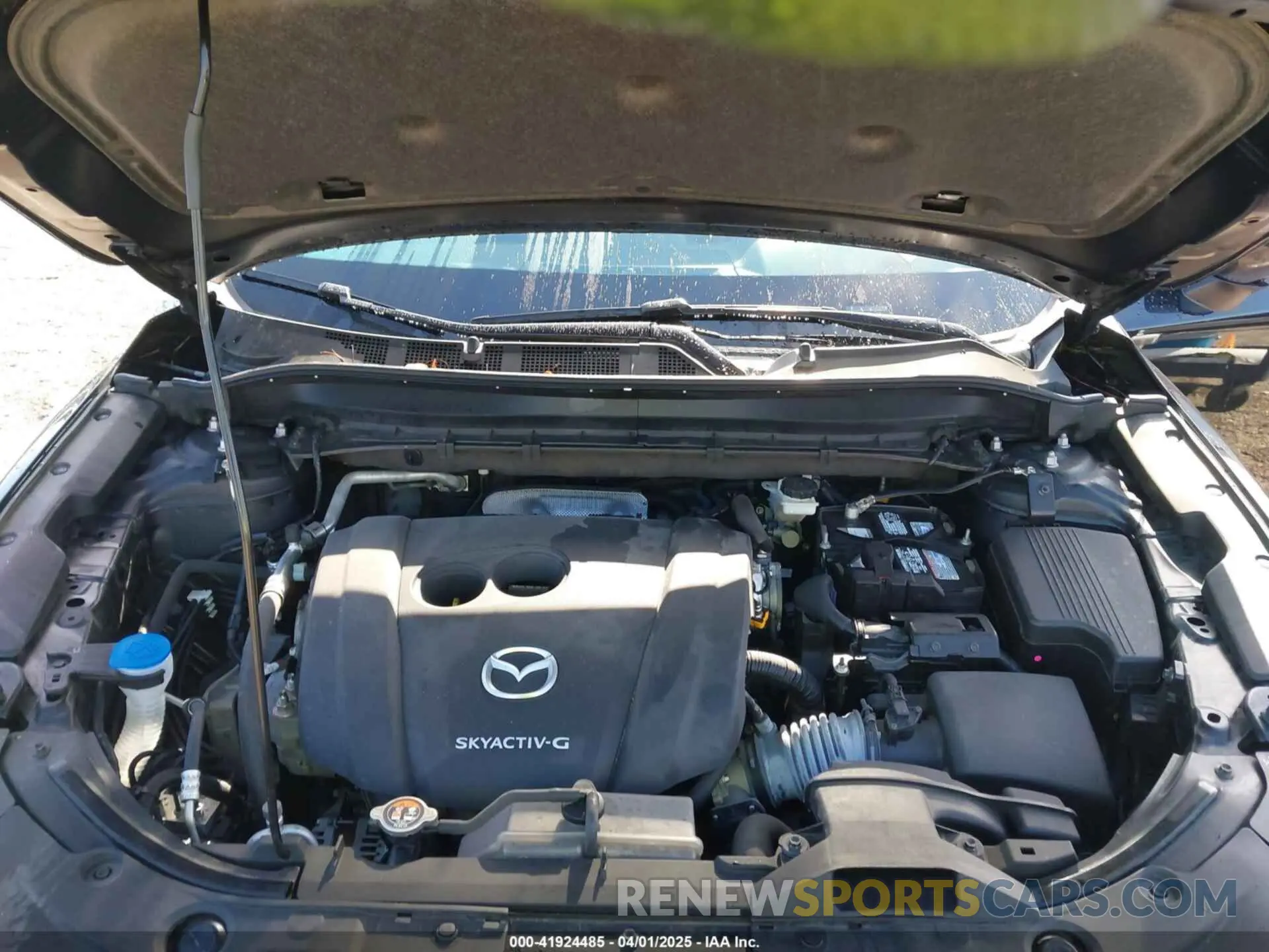 10 fotografías del automóvil dañado JM3KFACM8M0377619 MAZDA CX-5 2021