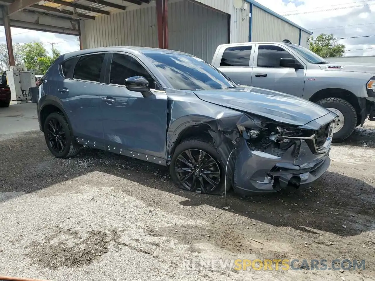 4 fotografías del automóvil dañado JM3KFACM8M0378608 MAZDA CX-5 2021