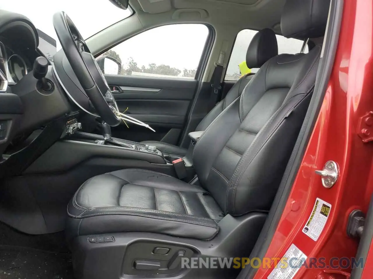7 fotografías del automóvil dañado JM3KFACM8M0406987 MAZDA CX-5 2021