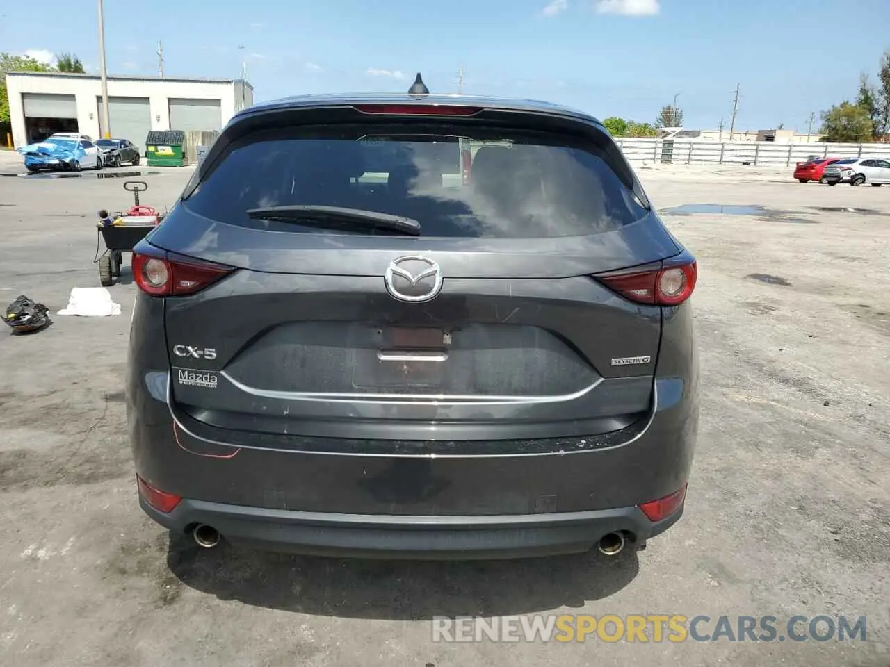 6 fotografías del automóvil dañado JM3KFACM8M0444638 MAZDA CX-5 2021