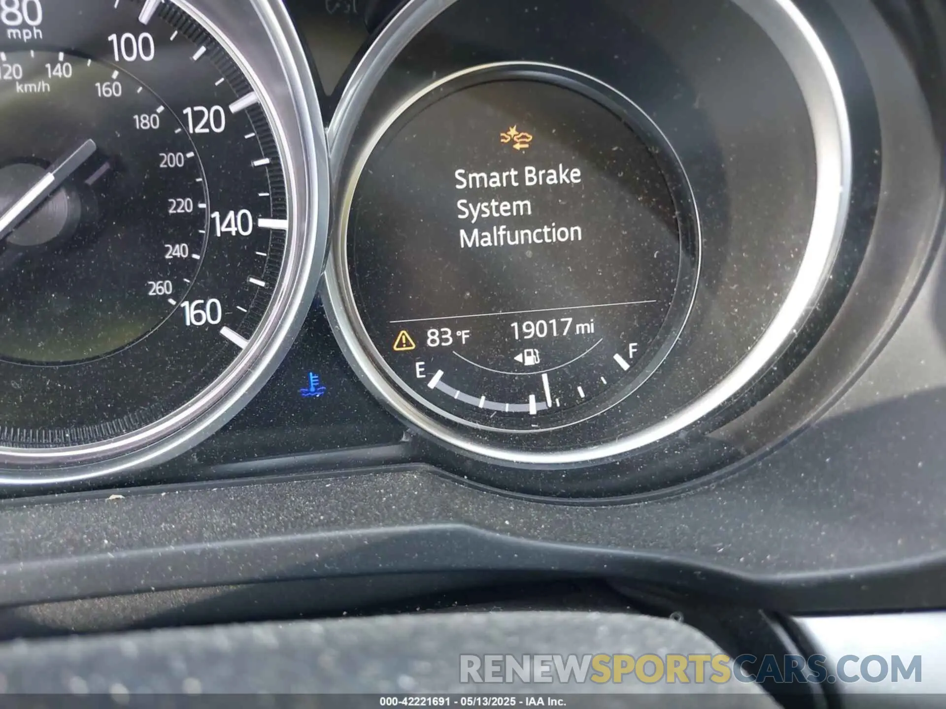 15 fotografías del automóvil dañado JM3KFACM8M0461875 MAZDA CX-5 2021