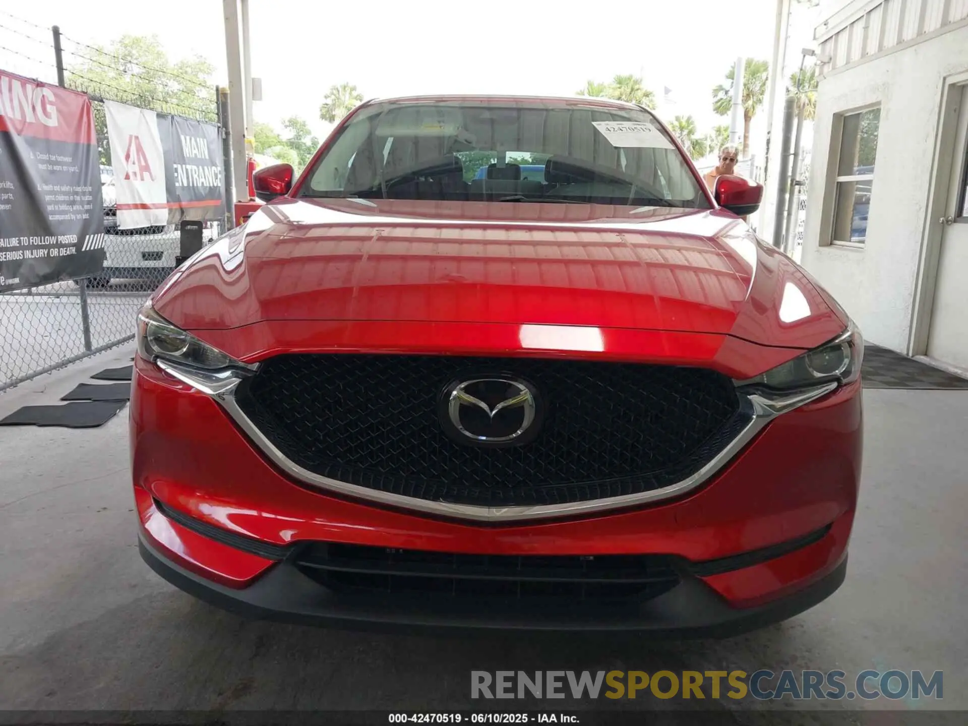 13 fotografías del automóvil dañado JM3KFACM8M1305118 MAZDA CX-5 2021