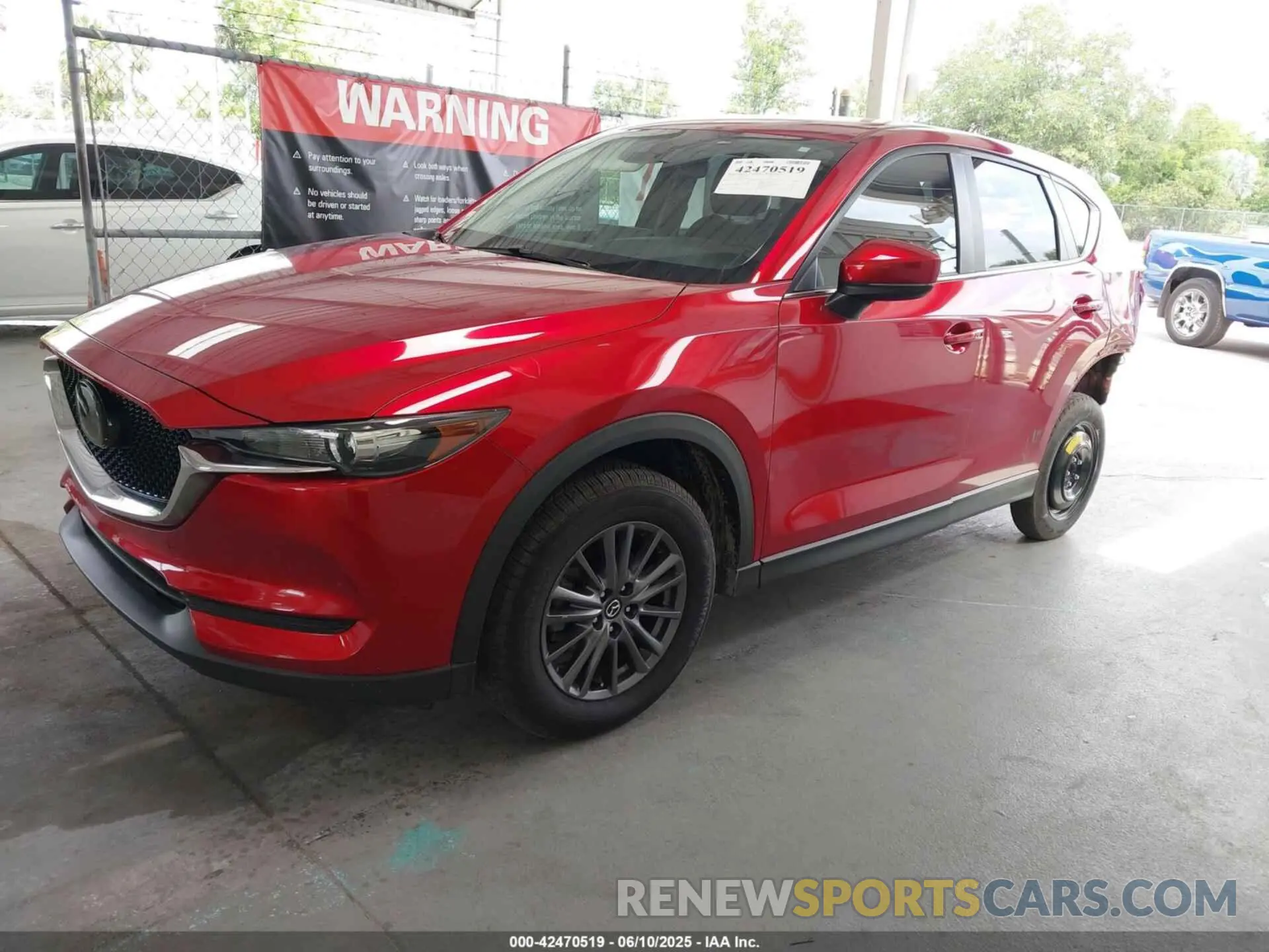 2 fotografías del automóvil dañado JM3KFACM8M1305118 MAZDA CX-5 2021