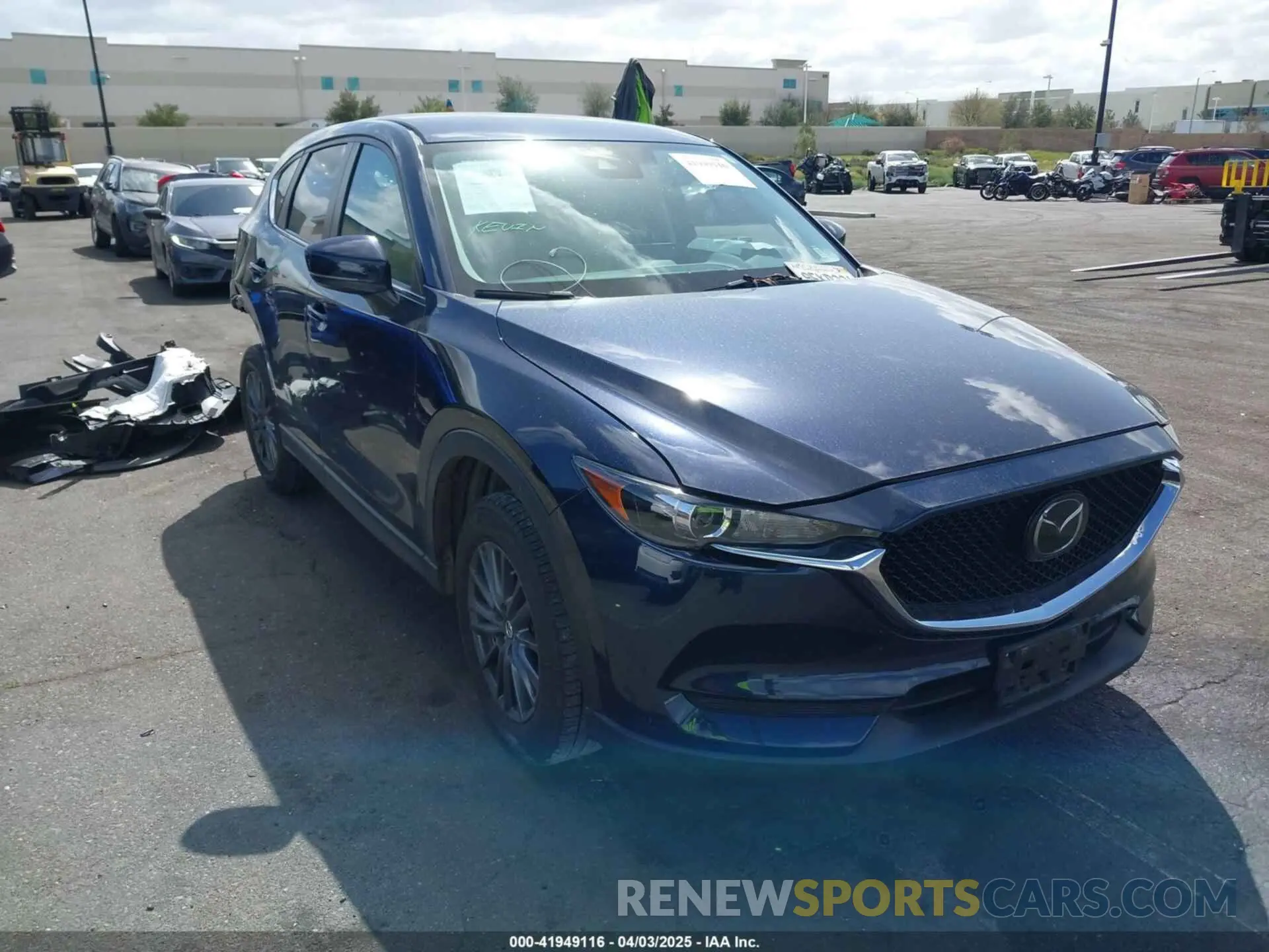 14 fotografías del automóvil dañado JM3KFACM9M0410031 MAZDA CX-5 2021
