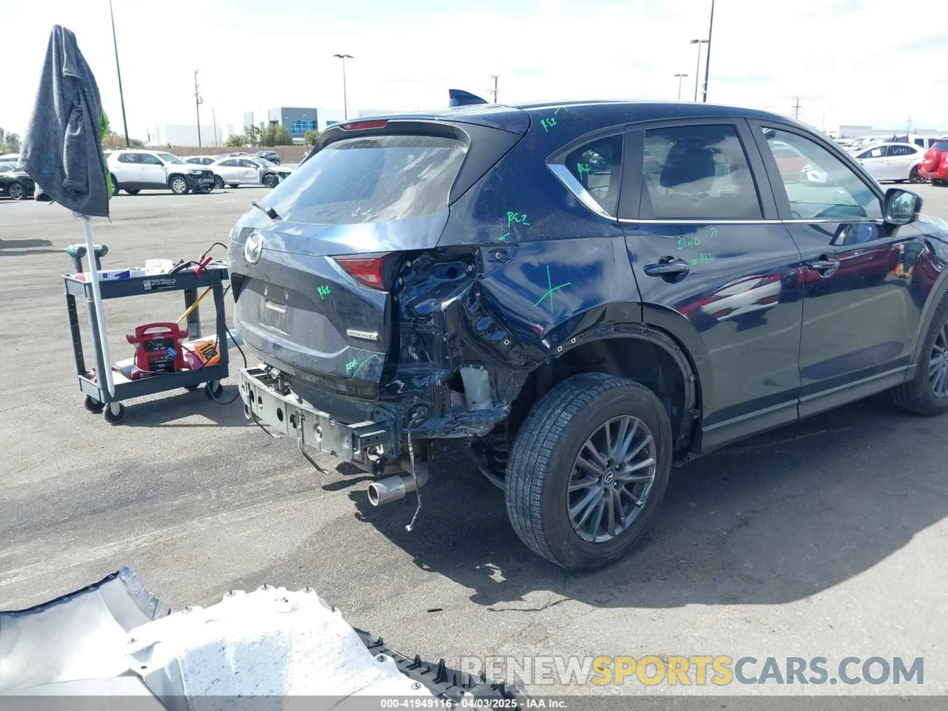 6 fotografías del automóvil dañado JM3KFACM9M0410031 MAZDA CX-5 2021