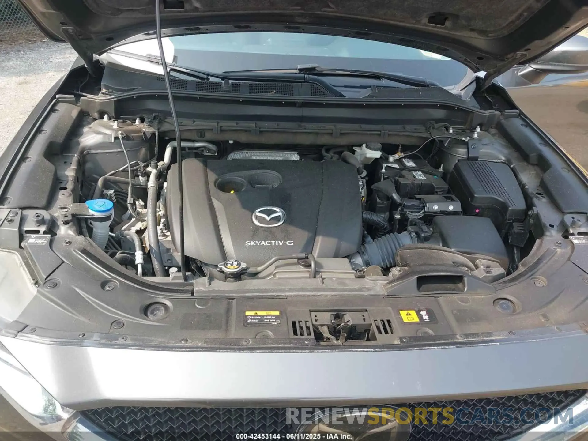 10 fotografías del automóvil dañado JM3KFACMXM1333664 MAZDA CX-5 2021