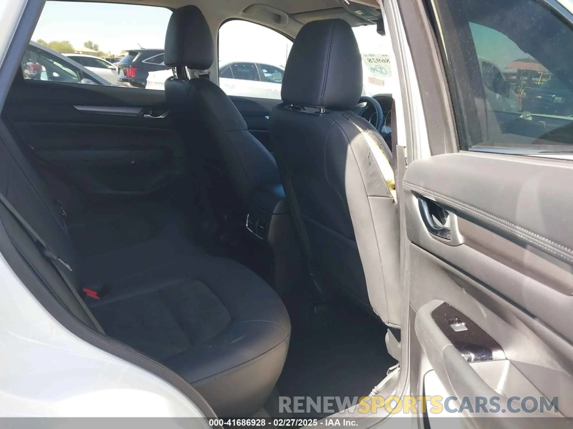 8 fotografías del automóvil dañado JM3KFACMXM1383738 MAZDA CX-5 2021
