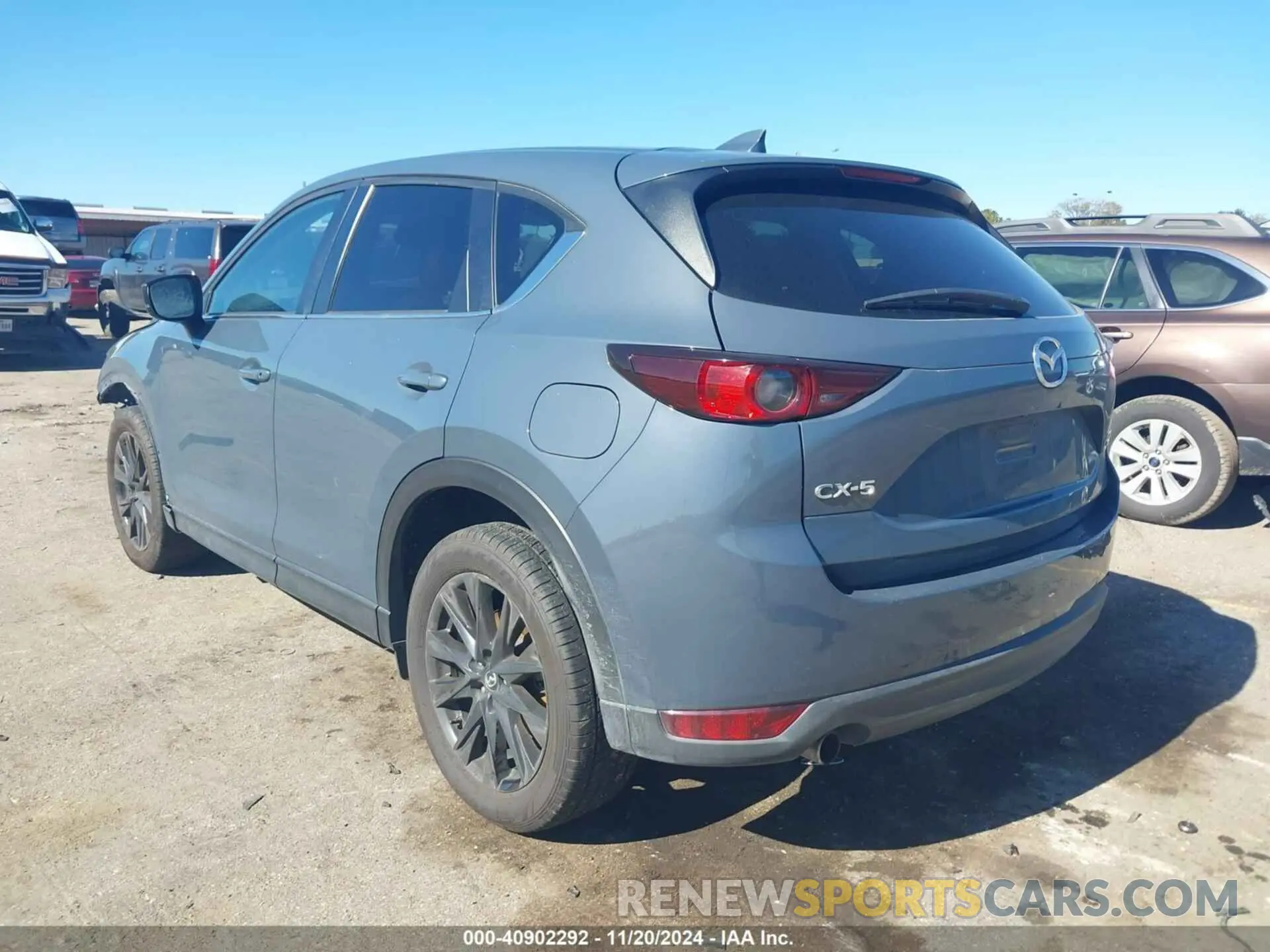 3 fotografías del automóvil dañado JM3KFACY3M0375683 MAZDA CX-5 2021