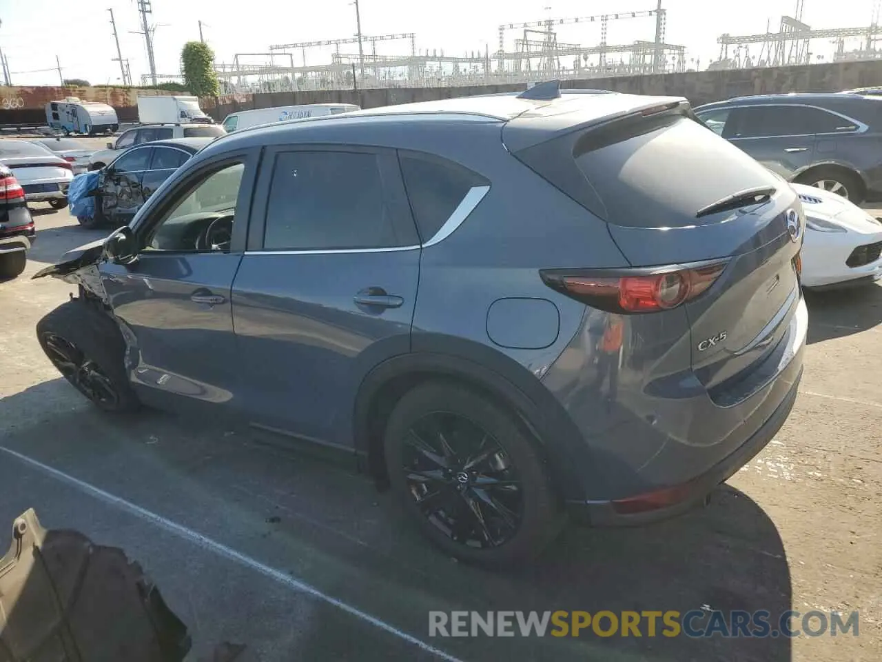 2 fotografías del automóvil dañado JM3KFACY7M0369238 MAZDA CX-5 2021