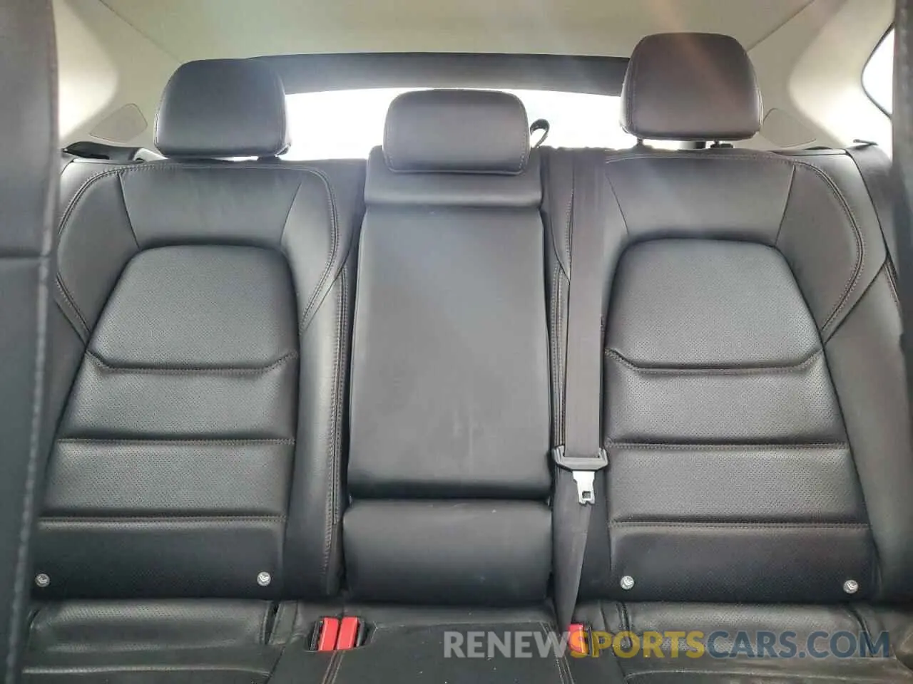 10 fotografías del automóvil dañado JM3KFADM0M1317942 MAZDA CX-5 2021
