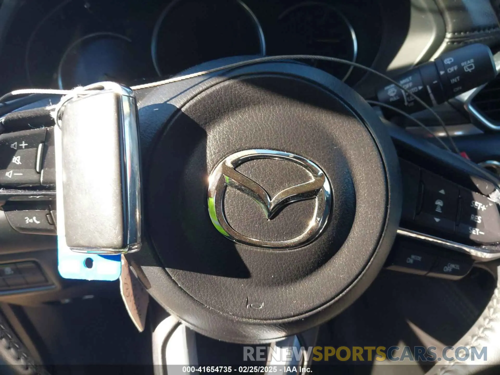11 fotografías del automóvil dañado JM3KFADM1M0406098 MAZDA CX-5 2021