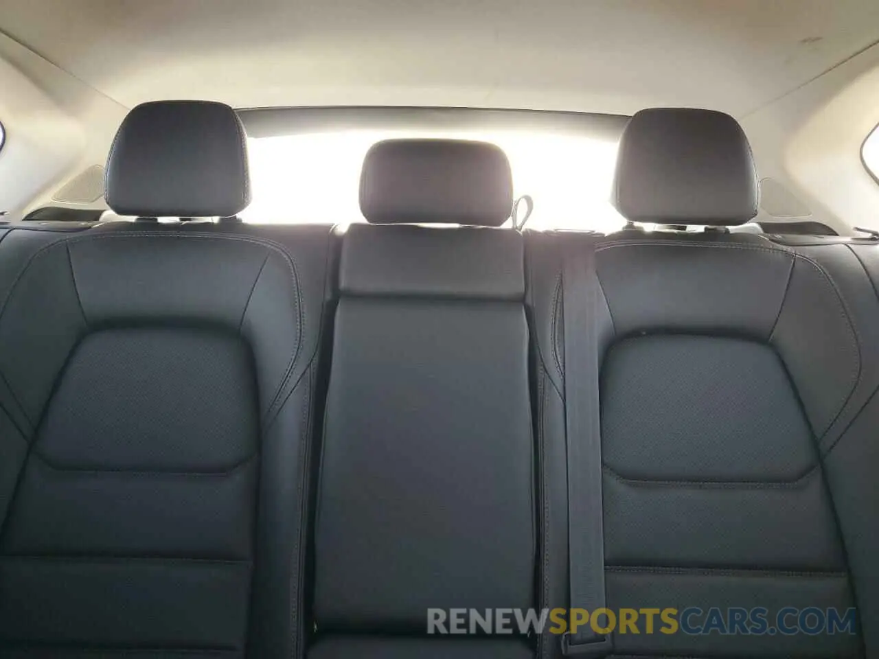 10 fotografías del automóvil dañado JM3KFADM1M0408322 MAZDA CX-5 2021