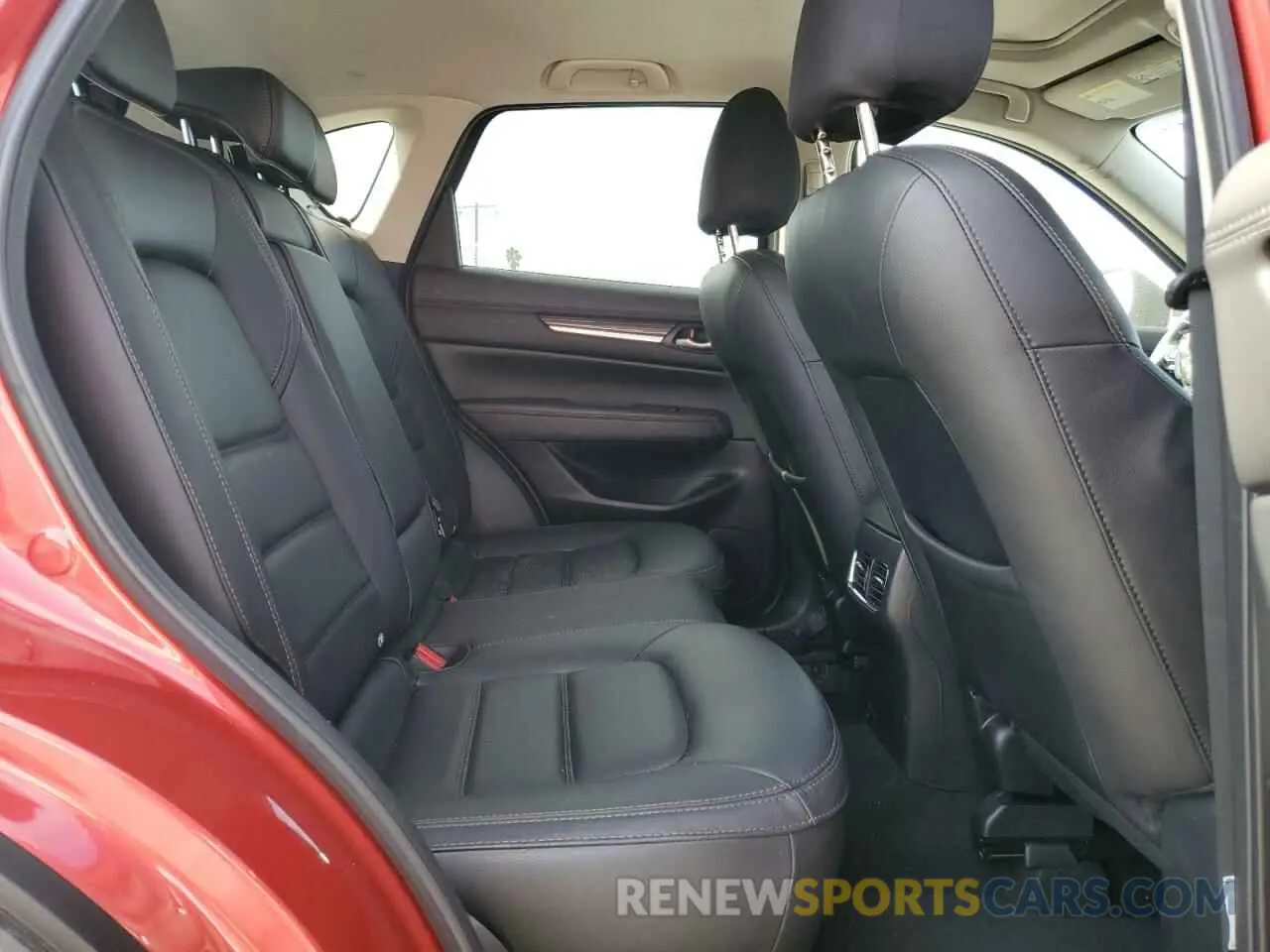 11 fotografías del automóvil dañado JM3KFADM1M0408322 MAZDA CX-5 2021