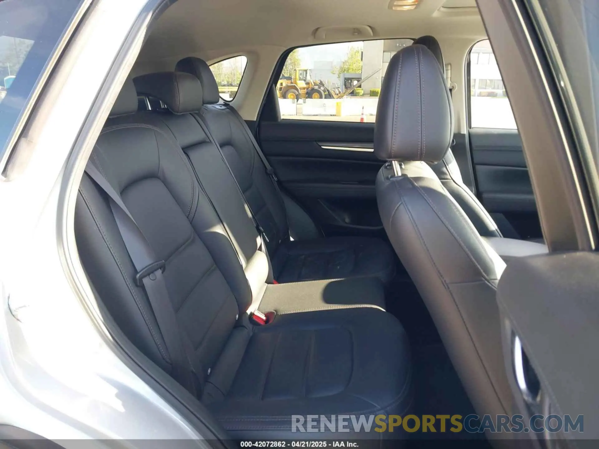8 fotografías del automóvil dañado JM3KFADM1M1393251 MAZDA CX-5 2021
