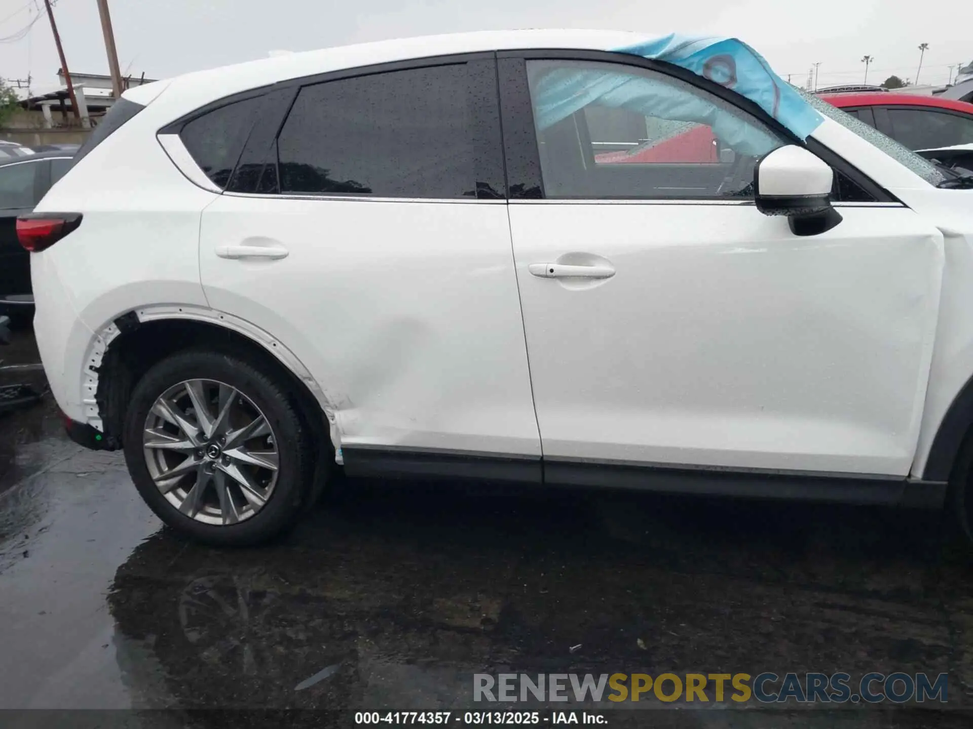 13 fotografías del automóvil dañado JM3KFADM2M0306706 MAZDA CX-5 2021