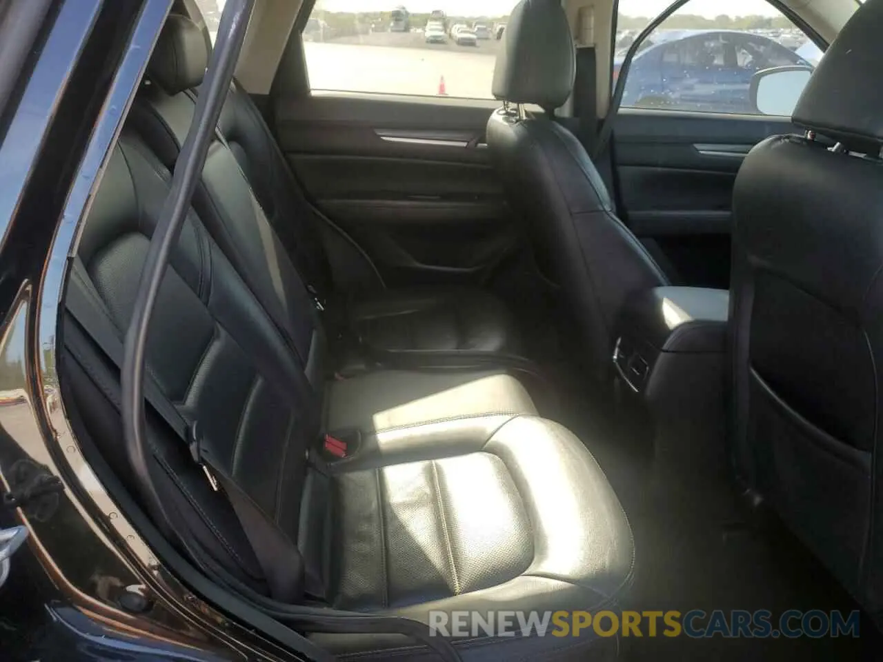 11 fotografías del automóvil dañado JM3KFADM2M0390669 MAZDA CX-5 2021