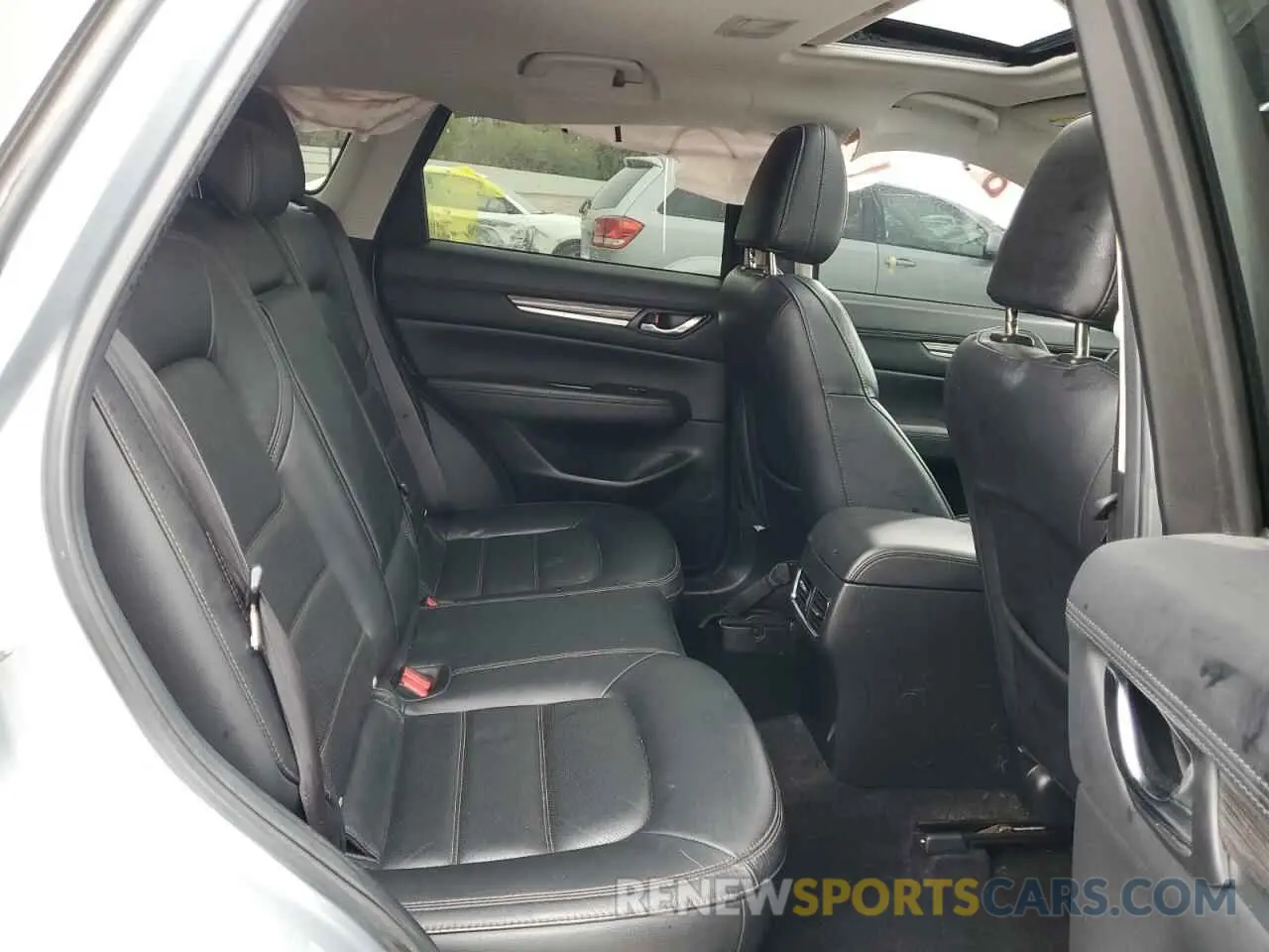 12 fotografías del automóvil dañado JM3KFADM4M0387532 MAZDA CX-5 2021