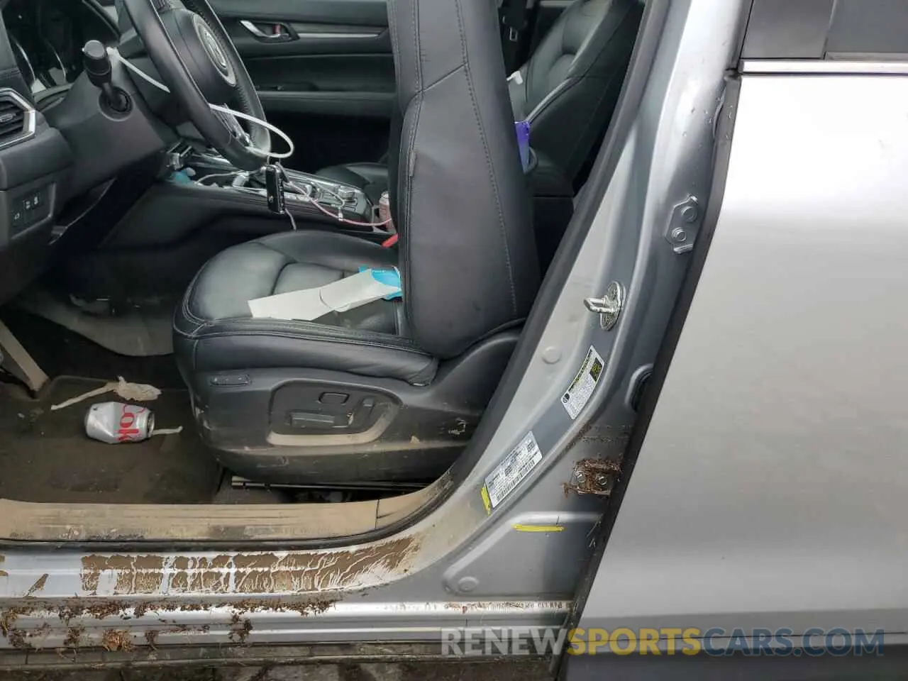 13 fotografías del automóvil dañado JM3KFADM5M1394807 MAZDA CX-5 2021