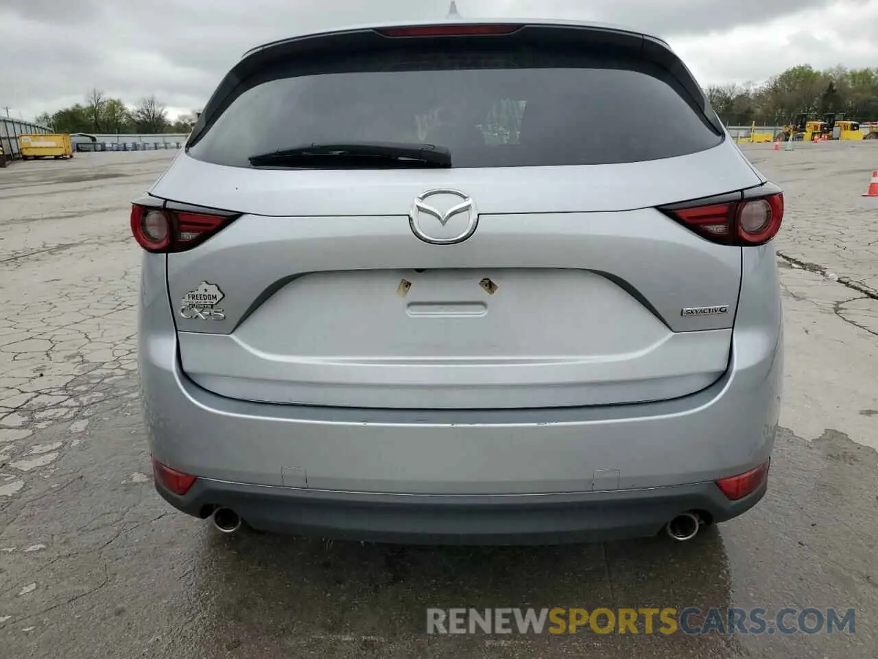 6 fotografías del automóvil dañado JM3KFADM5M1394807 MAZDA CX-5 2021